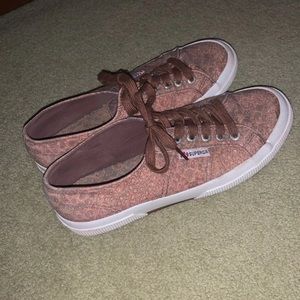 Women’s Superga Sneakers - Size 8